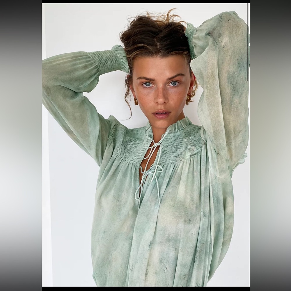 Wilfred Castello Blouse - Icy Sage Frost